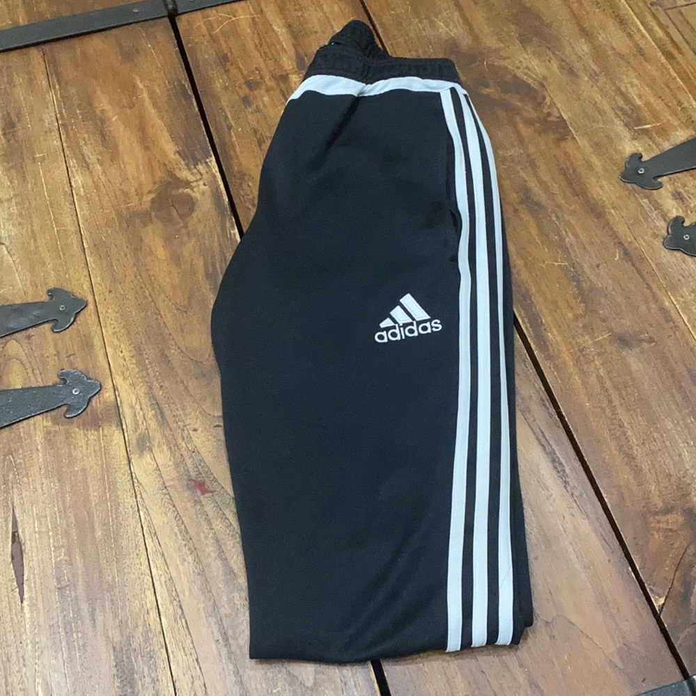 Men’s track pants